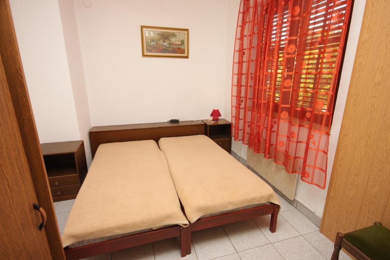 Apartments With A Parking Space Medulin - 7208 Ngoại thất bức ảnh